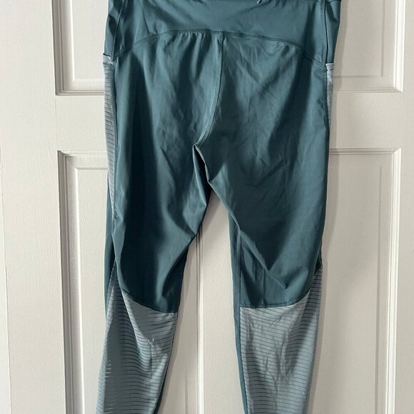 Nike Pro Dri-FIT Women's High-Rise Pocket Leggings - Picture 5 of 6